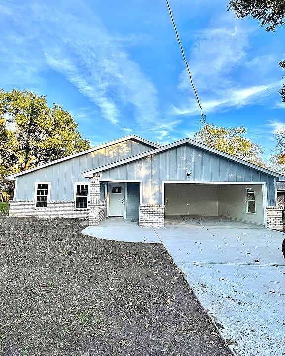 1st image of 1724 Parkdale Dr