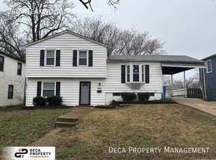 2400 Teakwood Manor Dr, Florissant, MO