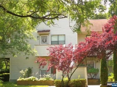 30 Coriander Way, Englewood, NJ, 07631