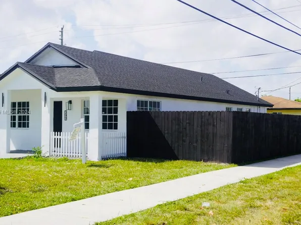 299 NE 35th St, Oakland Park, FL 33334