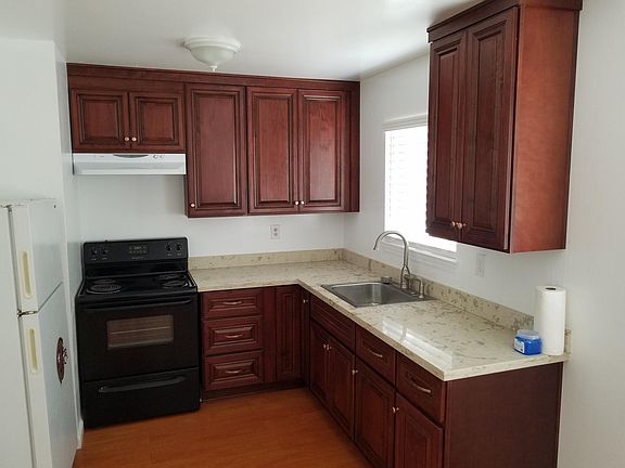 2nd image of 3605 Fairview Dr APT D
