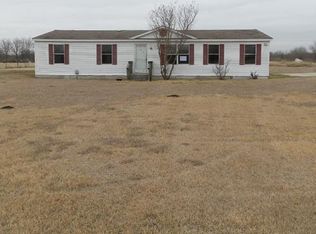27 Blake Rd, Maxwell, TX 78656