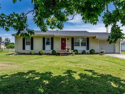2315 E Little Bear Rd, Connersville, IN, 47331