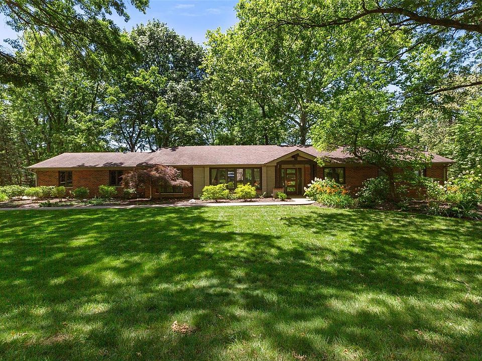 1st image of 10672 Country View Dr