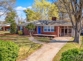 654 N Bost St, Statesville, NC 28677