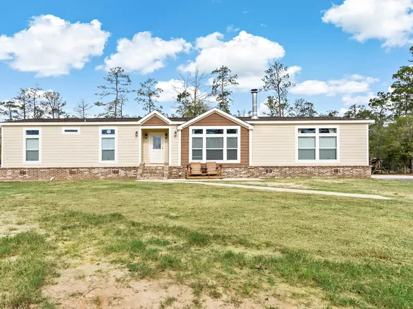 999 County Road 784, Buna, TX 77612