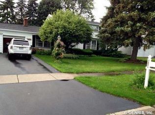 205 Sandoris Cir, Rochester, NY 14622