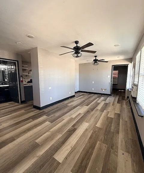 7004 Capitol St — Photo 21