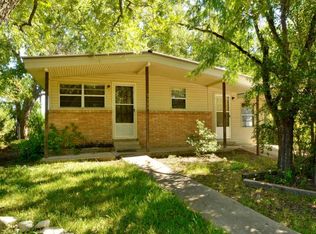 7113 Ryan Dr, Austin, TX 78757