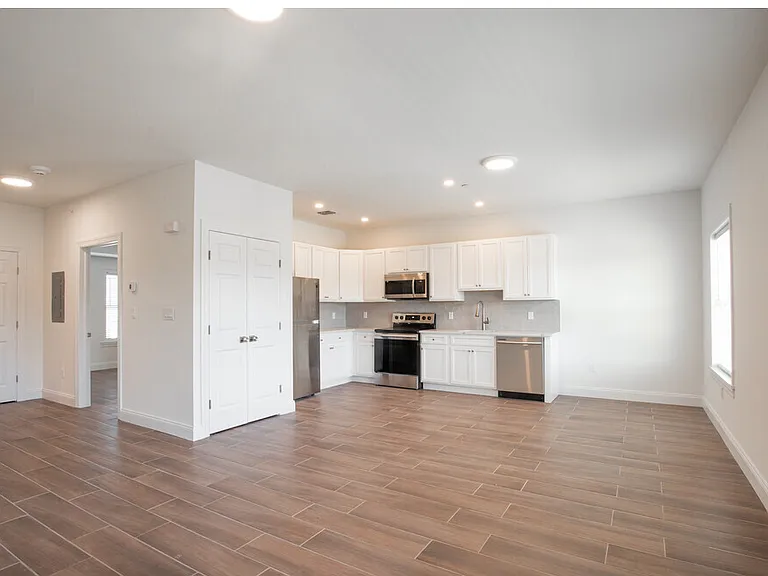 1163 Montauk Hwy #C2 — Photo 1