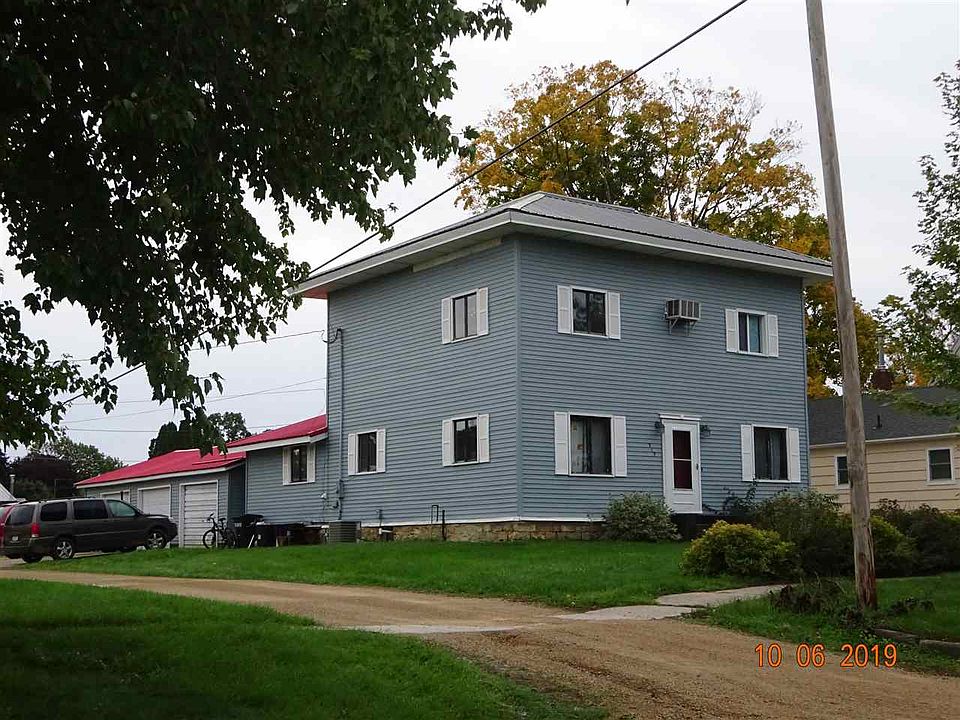 2nd image of 217 3rd St E