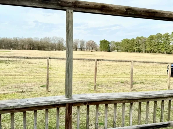 707 Green Acres Rd, Idabel, OK 74745