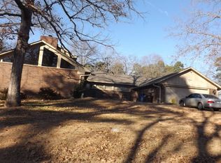 1064 Besancon Rd, Benton, AR 72019