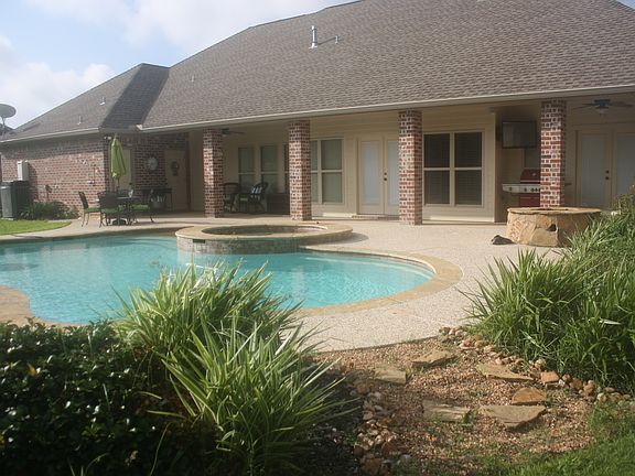 5th image of 130 Green Wing Ln