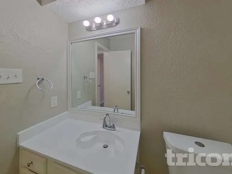 3029 Meadowmoor St — Photo 15