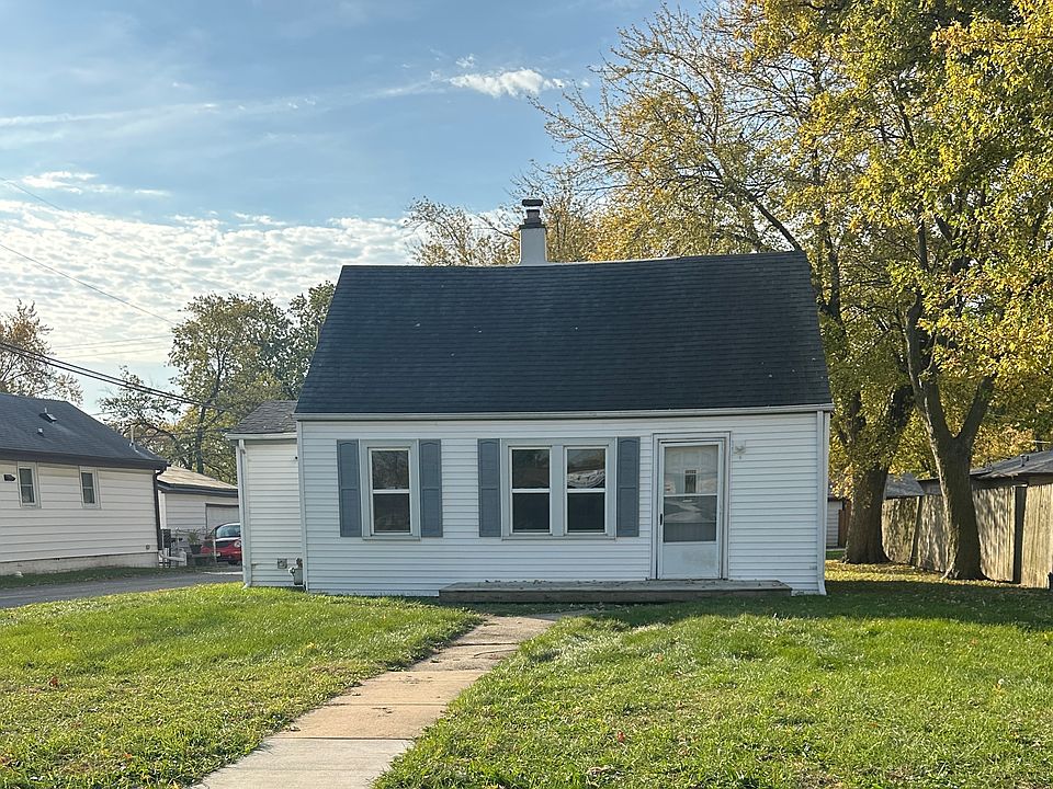 1st image of 1330 E Broadway St