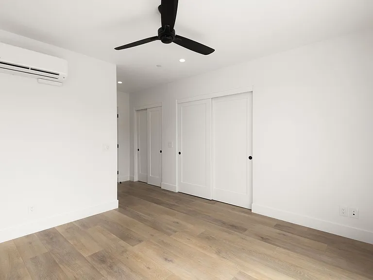 Luxury Living in the Heart of Downtown Encinitas — Photo 20