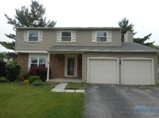 3951 Dalling Dr, Northwood, OH 43619