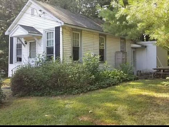 2nd image of 368 Pancake Hollow Rd