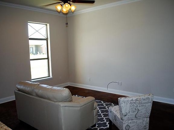 2nd image of 311 Stoneridge Dr