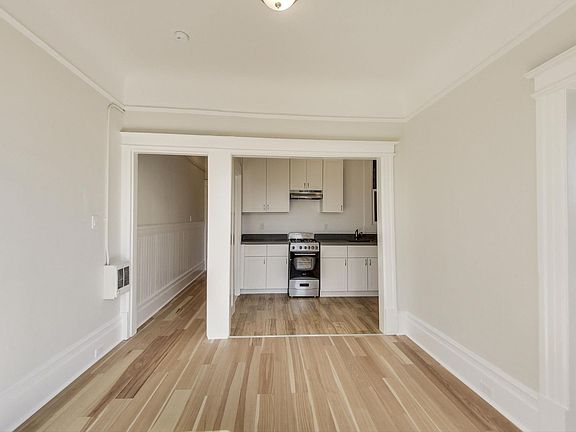 5th image of 292 14th St APT 6