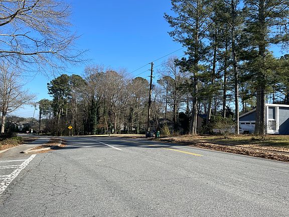 5th image of 2797 Pine Mountain Cir NW