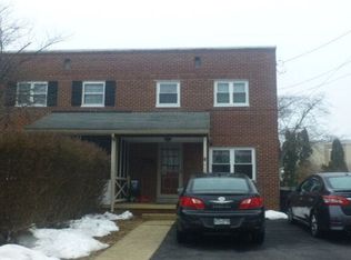 725 Skyline Dr, Lancaster, PA 17601