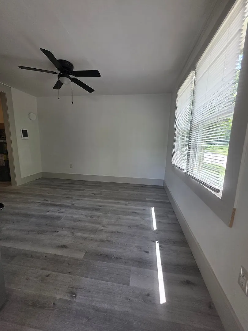 4421 Windemere Ave — Photo 3