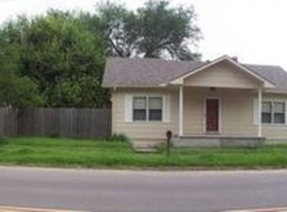 313 E Madison Ave, Arkansas City, KS 67005