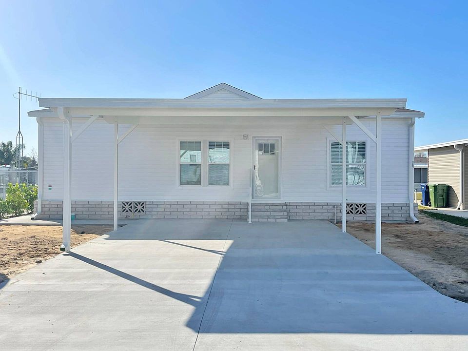 2nd image of 372 Siberian Cypress Cir #372