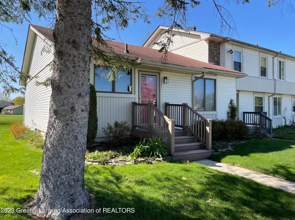 2081 Lac Du Mont #63, Haslett, MI 48840