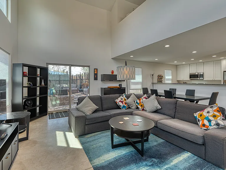 2180 W Alameda St #24 — Photo 7