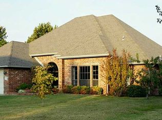 3302 Jeannie Ln, Muskogee, OK 74403