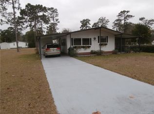 7864 W Summertree Dr, Dunnellon, FL 34433