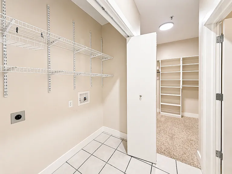 444 N Central Ave #303-1-1 — Photo 18