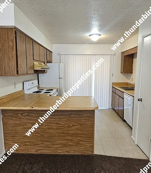1117 Louisiana Blvd SE — Photo 4