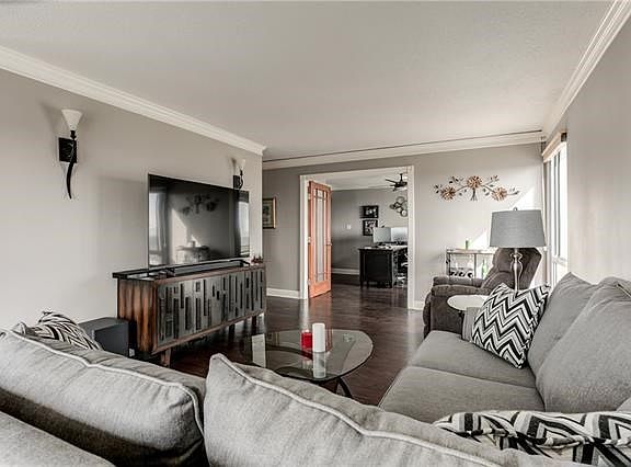 4th image of 2510 Grand Ave #2101