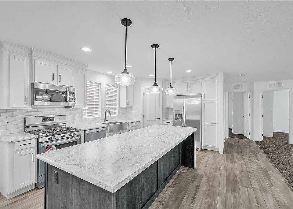 Gourmet Stainless Appliances