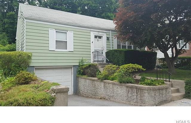 1st image of 327 Sommerville Pl