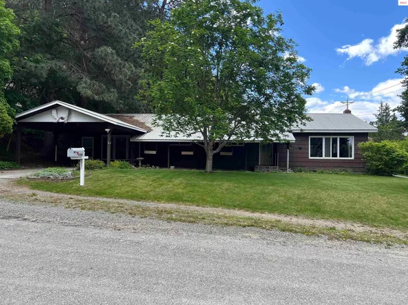 6490 Polk St, Bonners Ferry, ID 83805