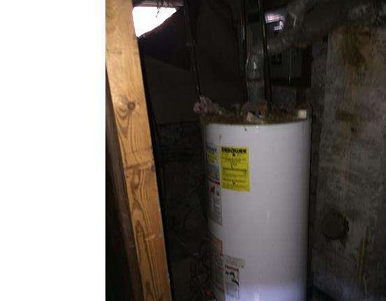 3rd image of 1510 Montrose St