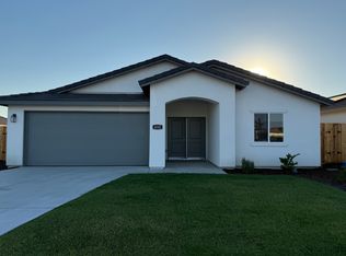 632 Ledgestone St, Bakersfield, CA 93307