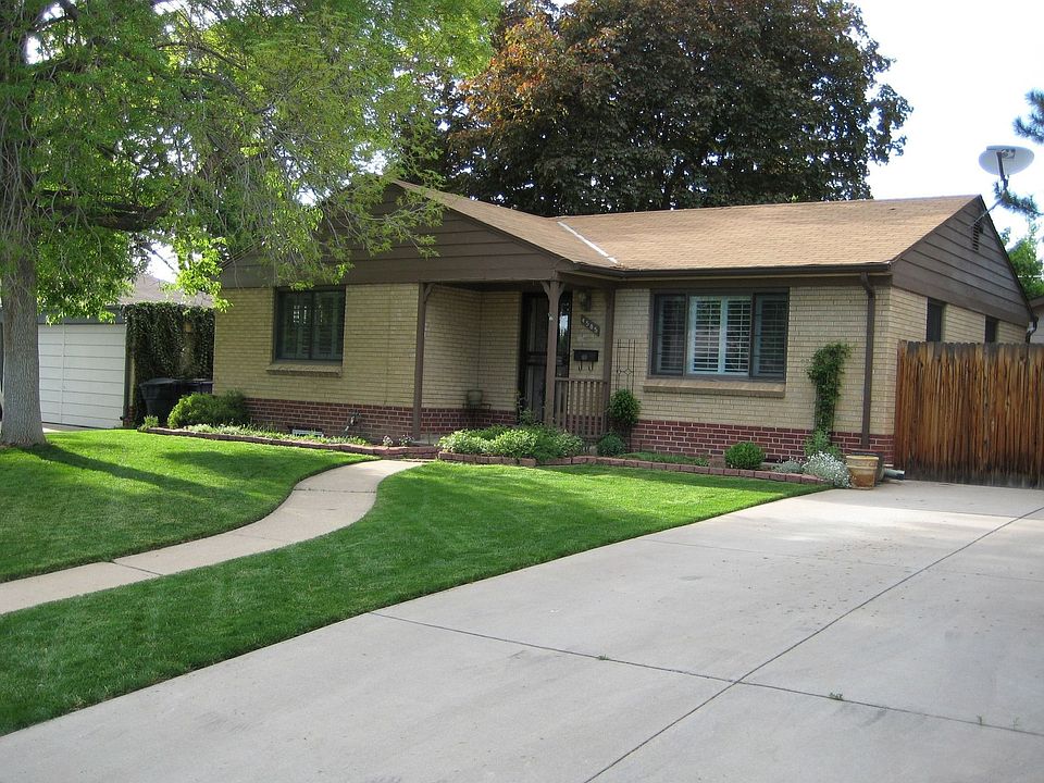 4585 E. Colorado Ave.