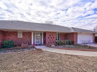 702 Normandie Dr, Norman, OK 73072