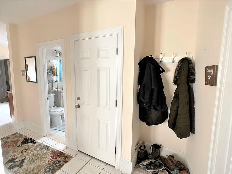 20 Willard Ave — Photo 19
