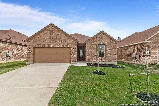 1st image of 2060 Oxbow Cir