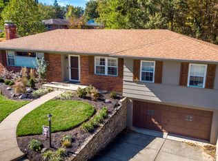 2627 Meadowmar Ln, Cincinnati, OH