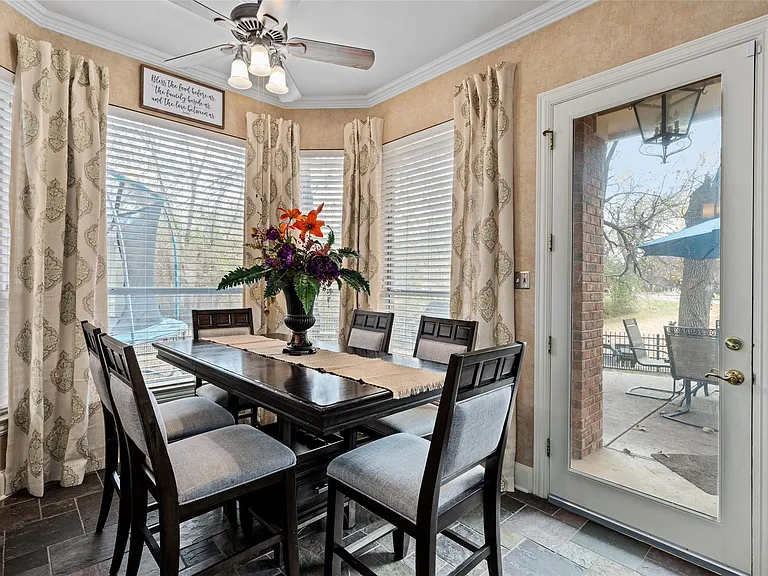 5932 Riverbend Pl — Photo 19