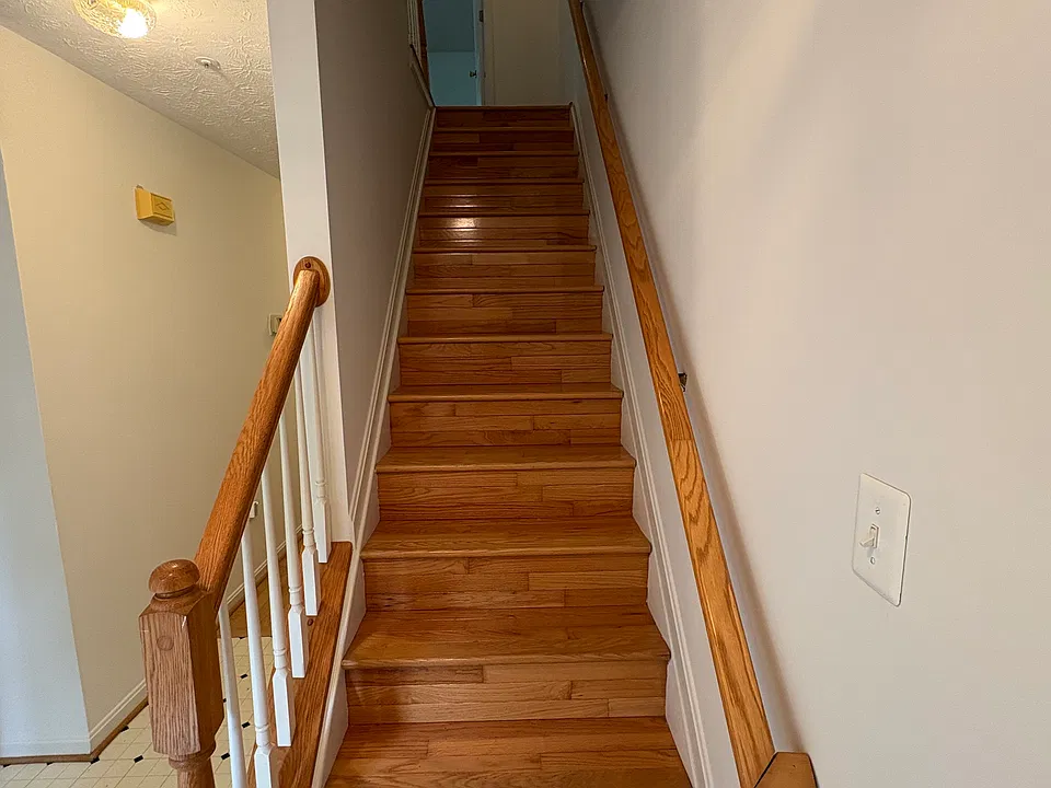 48215 Picketts Harbor Ct