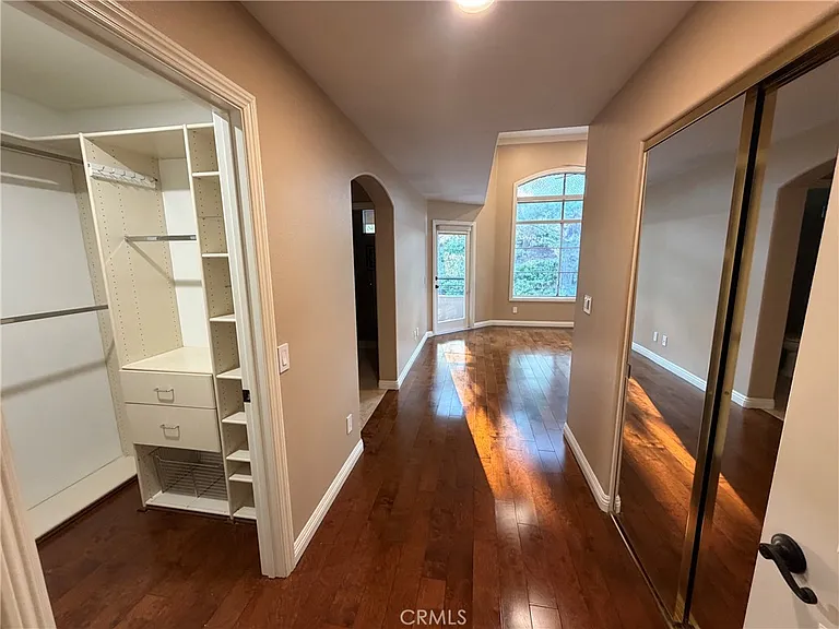 27 Tradewinds — Photo 13
